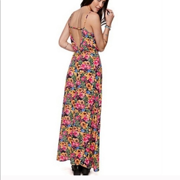 LA Hearts floral maxi dress - Picture 2 of 6